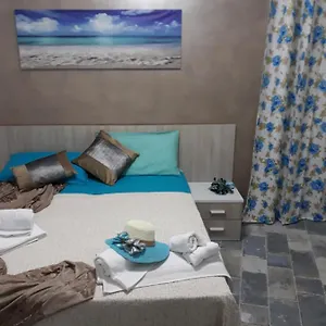 La , Sciacca Italia